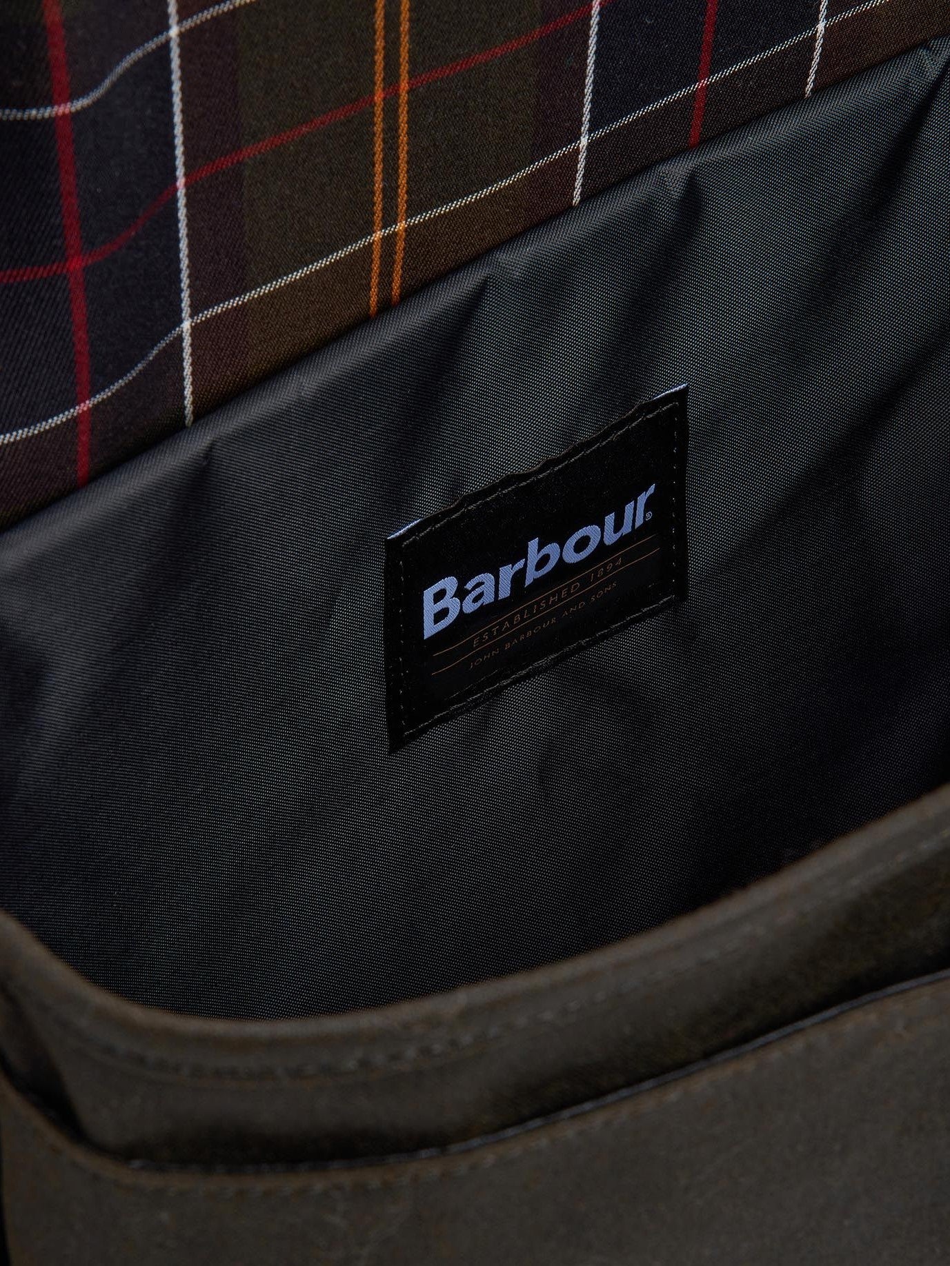 Barbour UBA0719 Field Wax Messanger Bag