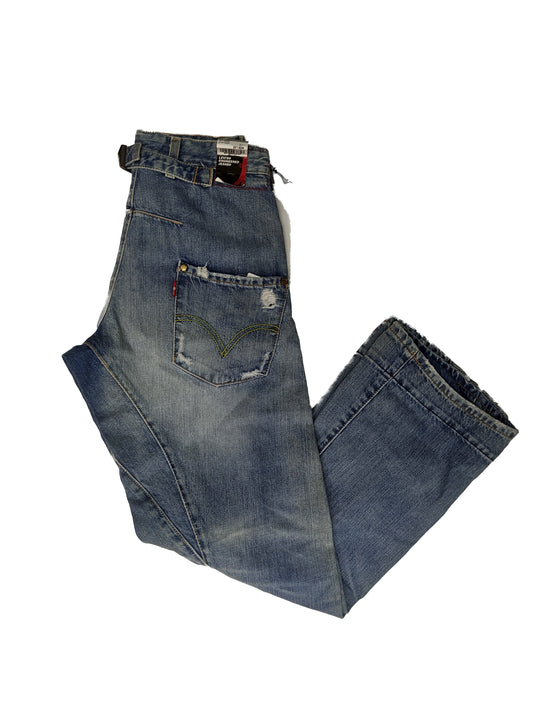 Levi's 0002 03 93 ENGINEERED Donna